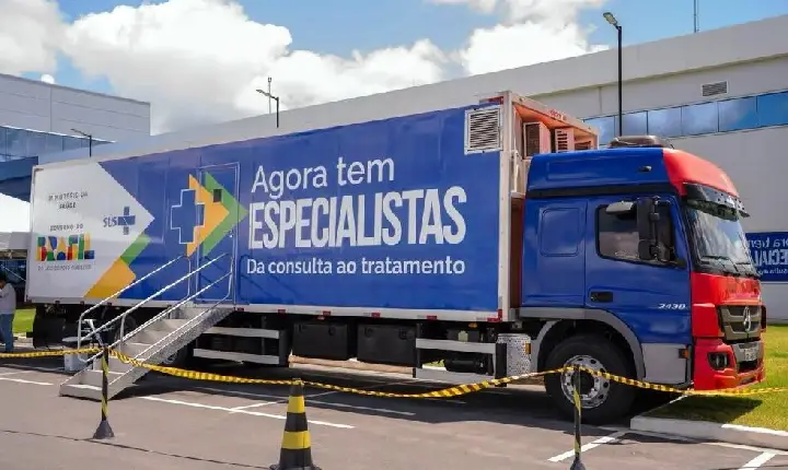 CARRETAS DO PROGRAMA ‘AGORA TEM ESPECIALISTAS’ ATINGEM A MARCA DE 1.700 MUNICÍPIOS ATENDIDOS NO PAÍS