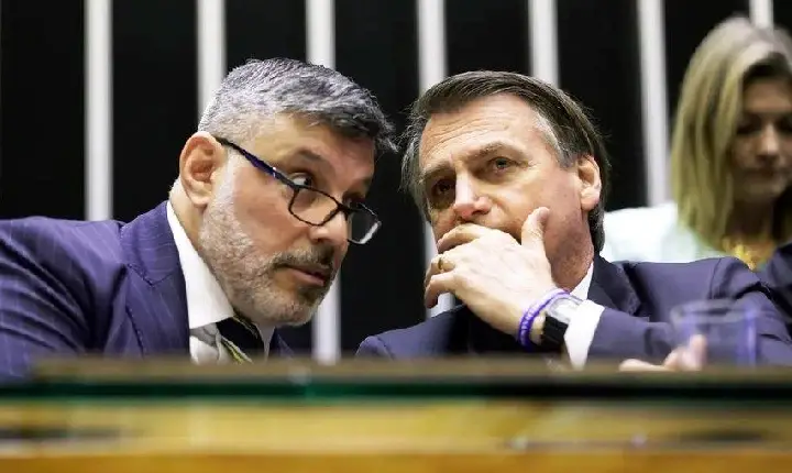 DEFESA NEGA QUE BOLSONARO ATENDEU LIGAÇÃO TELEFÔNICA DE EX-DEPUTADO