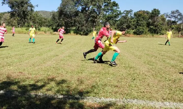 FINALISTAS SE PREPARAM PARA JOGO QUE VALE O TÍTULO DO 7º CAMPEONATO RURAL DE VAZANTE