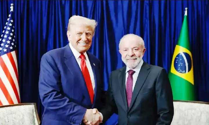 LULA E DONALD TRUMP DISCUTEM RELAÇÕES BRASIL/EUA EM REUNIÃO NA MALÁSIA
