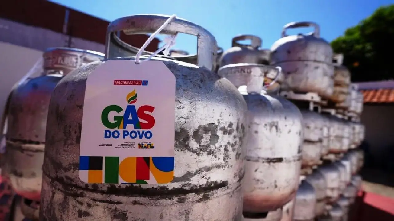 MAIS DE 700 FAMÍLIAS DE VAZANTE SÃO CONTEMPLADAS PELO PROGRAMA FEDERAL GÁS DO POVO