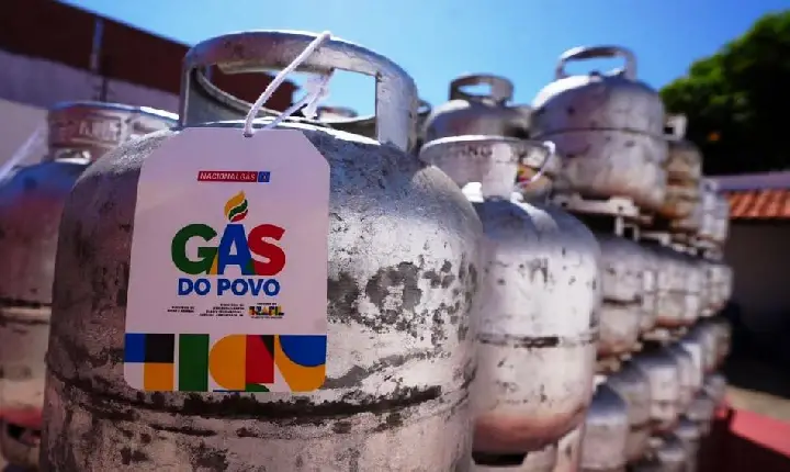 MAIS DE 700 FAMÍLIAS DE VAZANTE SÃO CONTEMPLADAS PELO PROGRAMA FEDERAL GÁS DO POVO