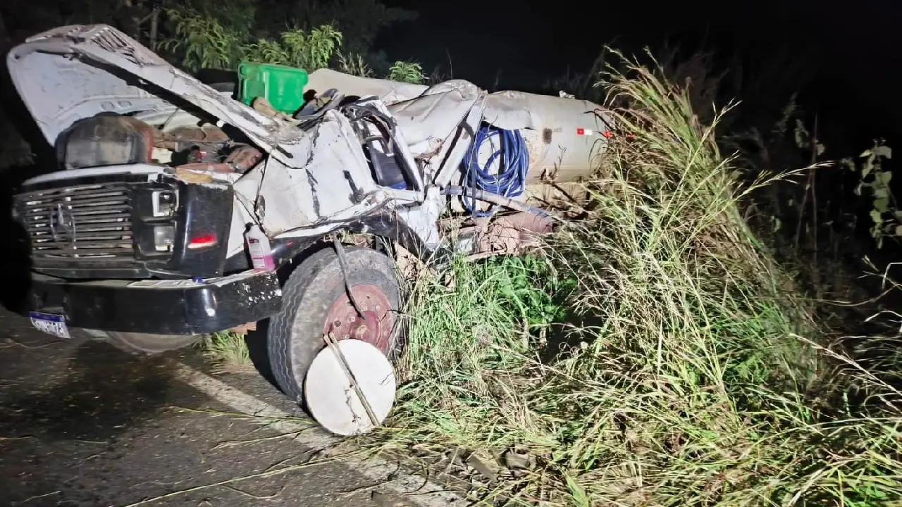 MOTORISTA A SERVIÇO DA PREFEITURA DE LAGOA GRANDE MORRE EM ACIDENTE NA LMG-740