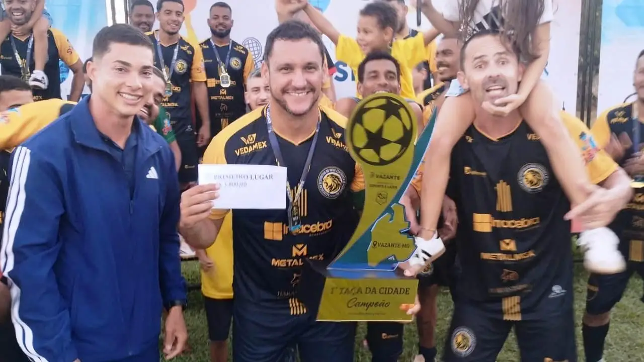 NOVA ESPERANÇA CONQUISTA PRIMEIRO TÍTULO DA TAÇA CIDADE DE VAZANTE