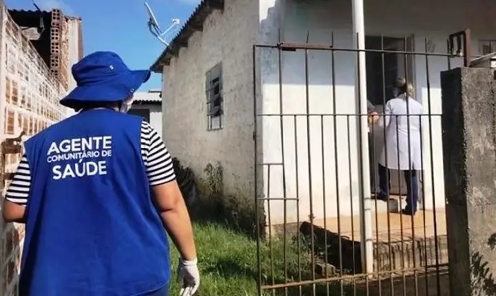 PREFEITO DE VAZANTE SANCIONA LEIS QUE CRIAM PROGRAMAS DE VACINAÇÃO DOMICILIAR E ACOMPANHANTE HOSPITALAR