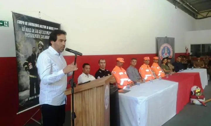 PREFEITO INAUGURA SEDE DA BRIGADA MUNICIPAL DE VAZANTE COM PRESENÇA DE OFICIAIS DO CORPO DE BOMBEIROS
