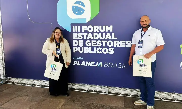 SECRETÁRIO DE DESENVOLVIMENTO DE VAZANTE PARTICIPA III FÓRUM ESTADUAL DE GESTORES PÚBLICOS NO PARANÁ