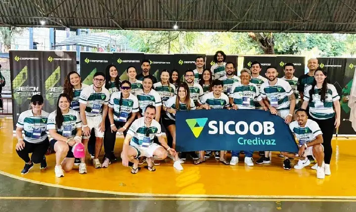 SICOOB CREDIVAZ CONQUISTA ETAPA REGIONAL DE FUTSAL PELO COOPSPORTES