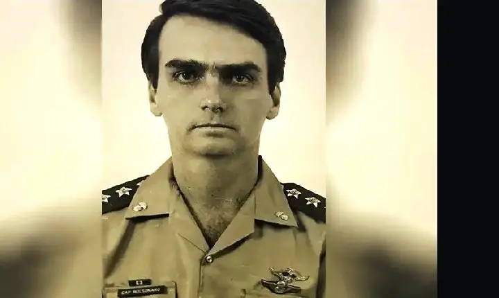 STM REJEITA PEDIDO DE BOLSONARO PARA TIRAR MINISTRO DA AÇÃO DE PERDA DA PATENTE DE CAPITÃO