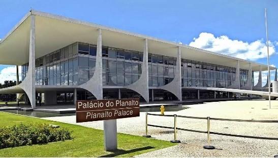 POLÍCIA FEDERAL INICIA VARREDURA NO GABINETE DE LULA NO PALÁCIO DO PLANALTO
