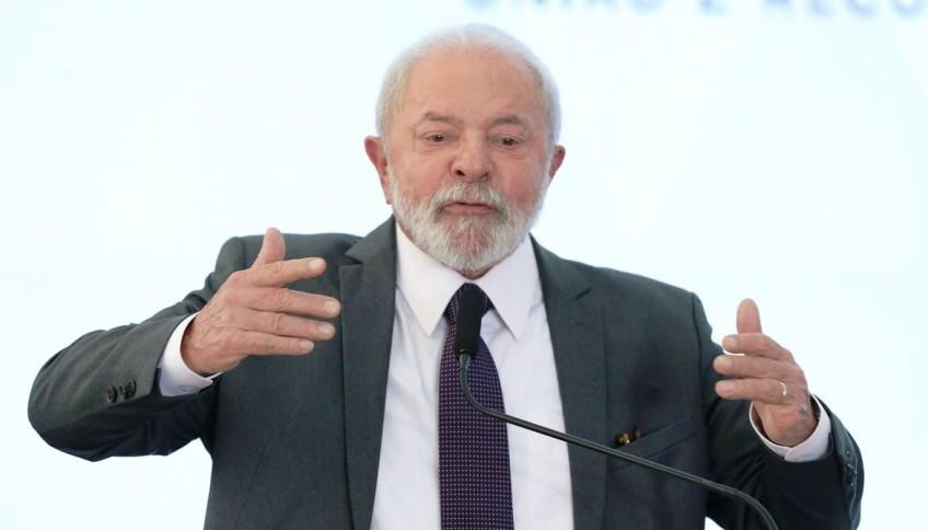PRESIDENTE LULA ADIA VIAGEM À CHINA POR RECOMENDAÇÃO MÉDICA