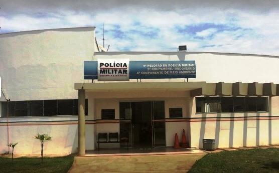 MULHER ENCONTRA CRIANÇA DE QUATRO ANOS CHORANDO E PEDINDO AJUDA EM VAZANTE