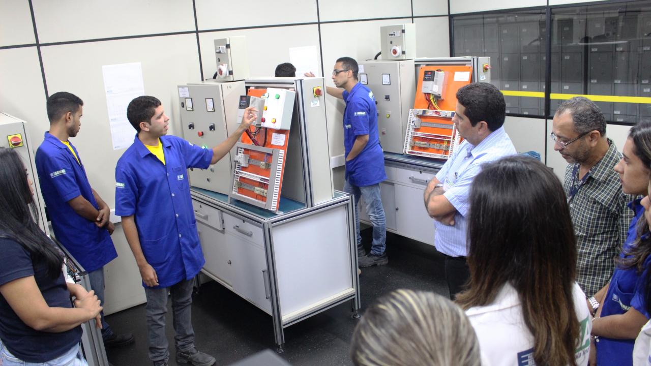 PREFEITURA DE VAZANTE OFERECE CURSOS GRATUITOS DE QUALIFICAÇÃO PROFISSIONAL EM PARCERIA COM O SENAI