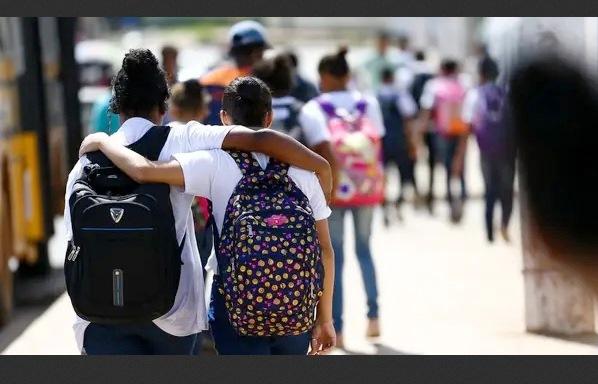 ATENTADO EM ESCOLAS: 2023 É O ANO COM O MAIOR NÚMERO DE ATAQUES DA HISTÓRIA NO BRASIL