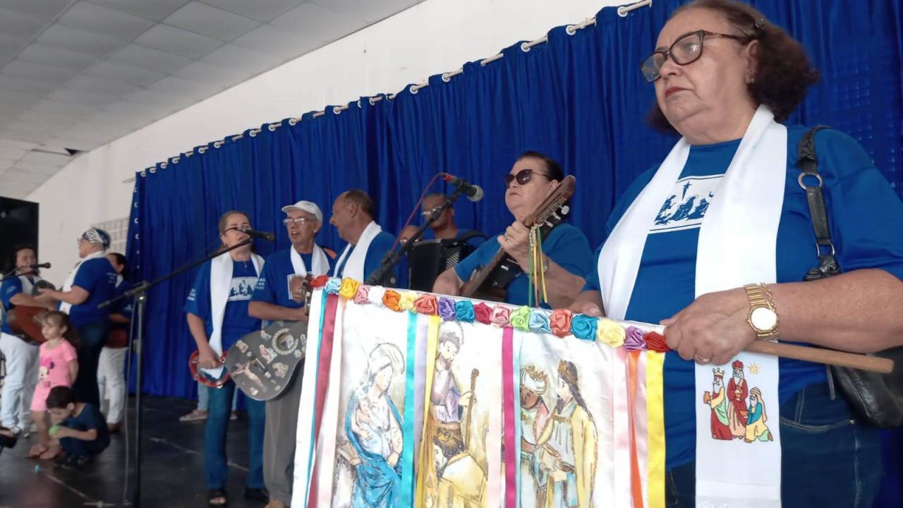 CAMPANHA DE FOLIA DE REIS ARRECADA MAIS DE R$ 31 MIL EM ALIMENTOS E DINHEIRO EM VAZANTE