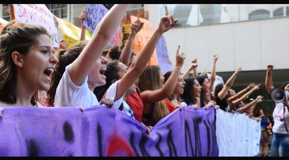 CENSO 2022: MULHERES SÃO MAIORIA EM TODAS AS REGIÕES PELA PRIMEIRA VEZ NO BRASIL