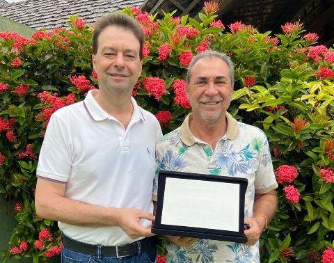 DIVINO BOAVENTURA RECEBE TÍTULO DE DIRIGENTE DESTAQUE EM EVENTO COOPERATIVISTA NA BAHIA