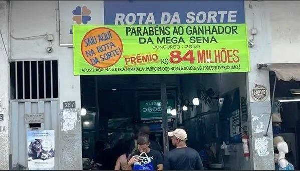 MEGA-SENA: SUPOSTO GANHADOR DIZ TER JOGADO BILHETE DE QUASE R$ 85 MILHÕES NO LIXO