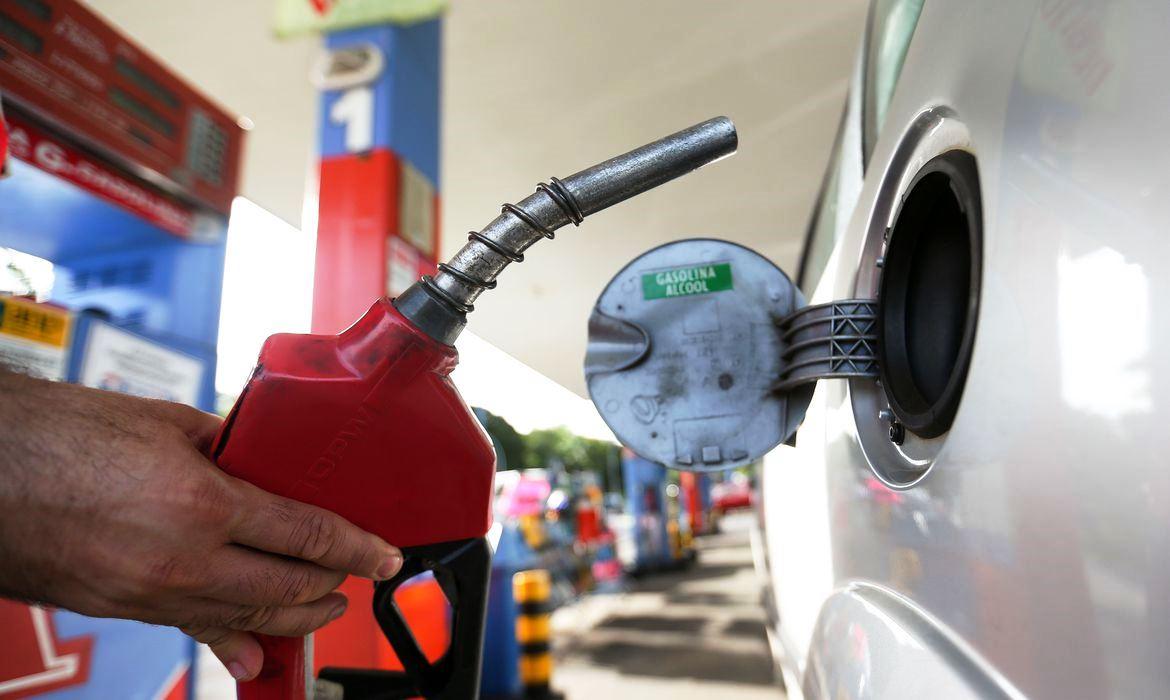 PREÇO DA GASOLINA PODE FICAR MAIS BARATO NO BRASIL NA PRÓXIMA SEMANA