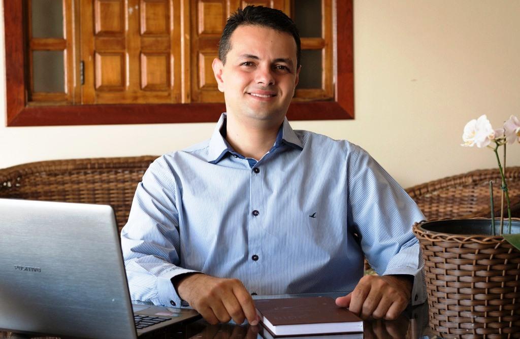 SECRETÁRIO JEANCARLO RABELO ASSUME A PRESIDÊNCIA DO AVANTE EM VAZANTE