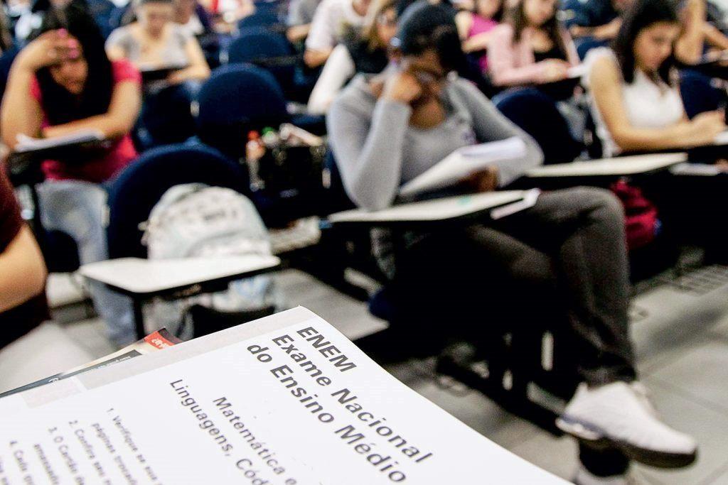 NÚMERO DE INSCRITOS NO ENEM SEGUE ABAIXO DO PATAMAR DE ANTES DA PANDEMIA