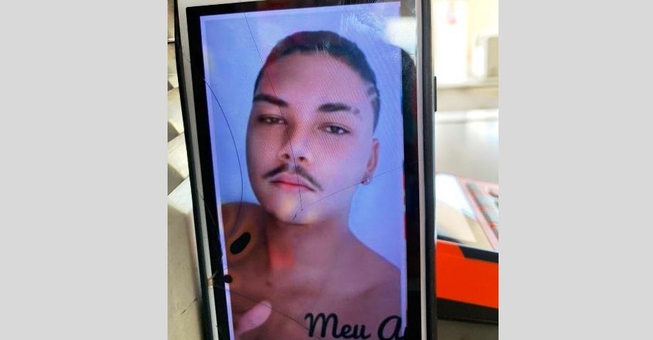 PERITOS DA POLÍCIA CIVIL IDENTIFICAM JOVEM VÍTIMA DE HOMICÍDIO EM VAZANTE
