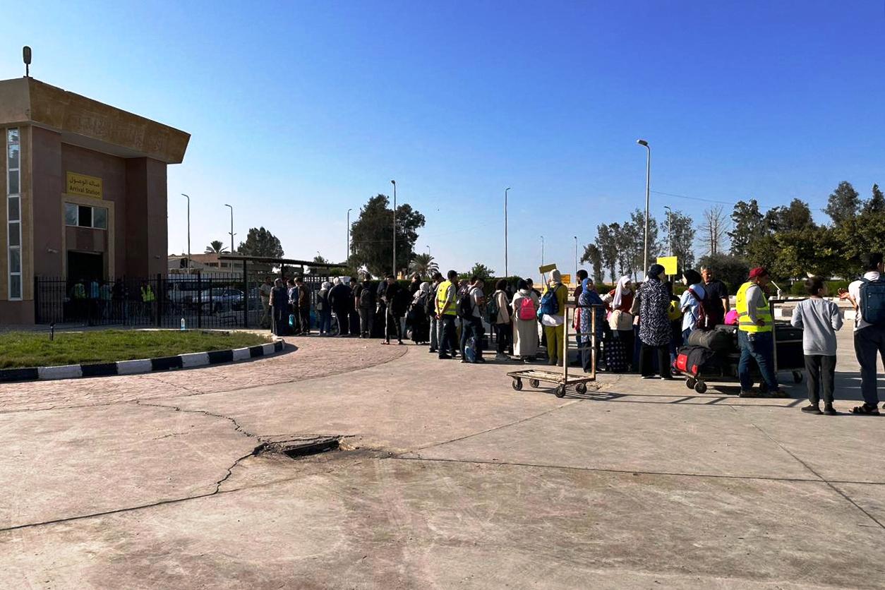 POSTO DA FRONTEIRA DO EGITO FECHA ANTES DE BRASILEIROS DEIXAREM A FAIXA DE GAZA