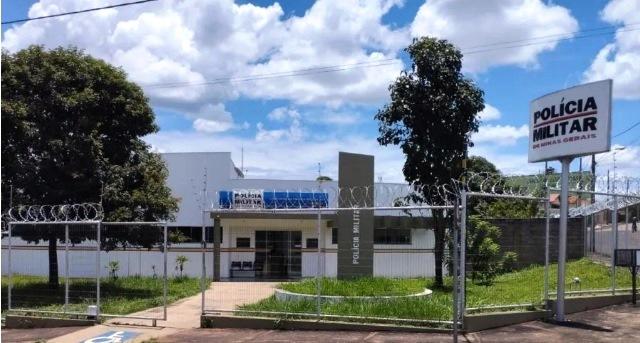 VEÍCULO É FURTADO EM FRENTE À RESIDÊNCIA DE SEU PROPRIETÁRIO EM VAZANTE