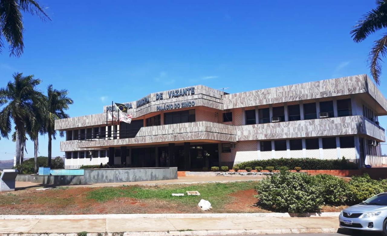 FOLHAS DE SALÁRIOS DA PREFEITURA DE VAZANTE SOMARAM QUASE R$ 8 MILHÕES NESTE FINAL DE ANO