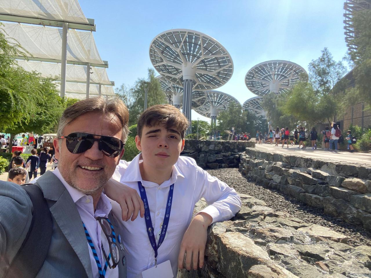 PRESENÇA DE ENGENHEIRO DE VAZANTE E FILHO NA COP28 VIRA DESTAQUE NA IMPRENSA NACIONAL