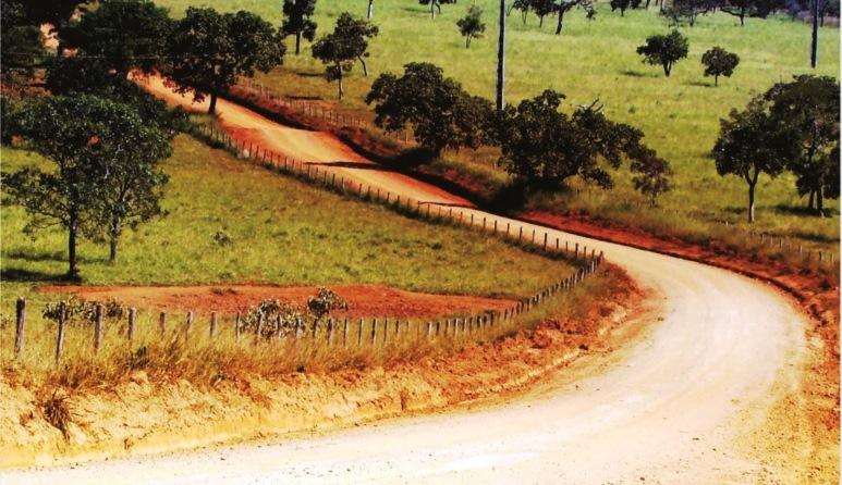 CHUVAS NÃO COMPROMETEM TRAFEGABILIDADE NAS ESTRADAS RURAIS DE VAZANTE