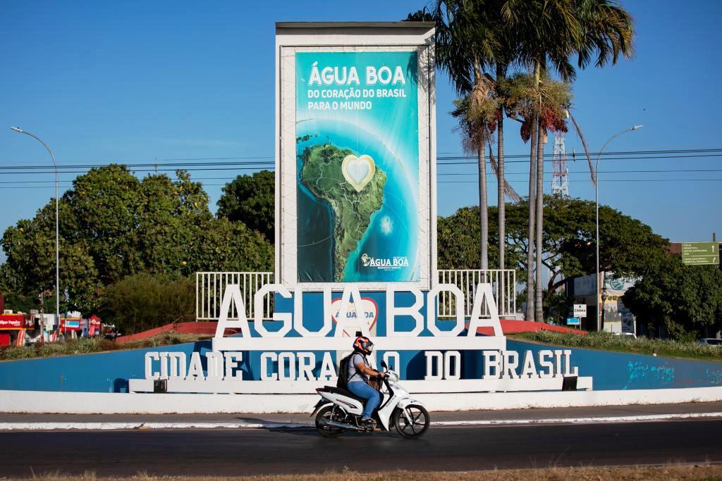 MUNICÍPIOS DE MT VOLTAM A RECOMENDAR USO DE MÁSCARAS APÓS NOVA VARIANTE E AUMENTO DE CASOS DE COVID-19