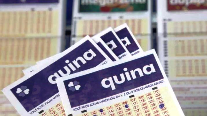 QUINA ACUMULA E PRÊMIO DO CONCURSO DE HOJE É ESTIMADO EM R$ 13,5 MILHÕES
