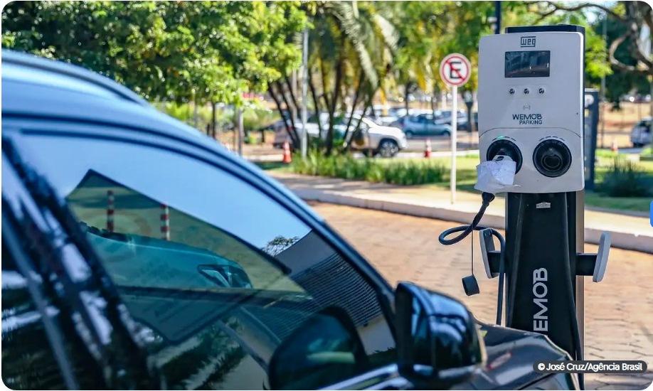 VENDAS DE CARROS ELÉTRICOS CRESCERAM 91% NO BRASIL EM 2023