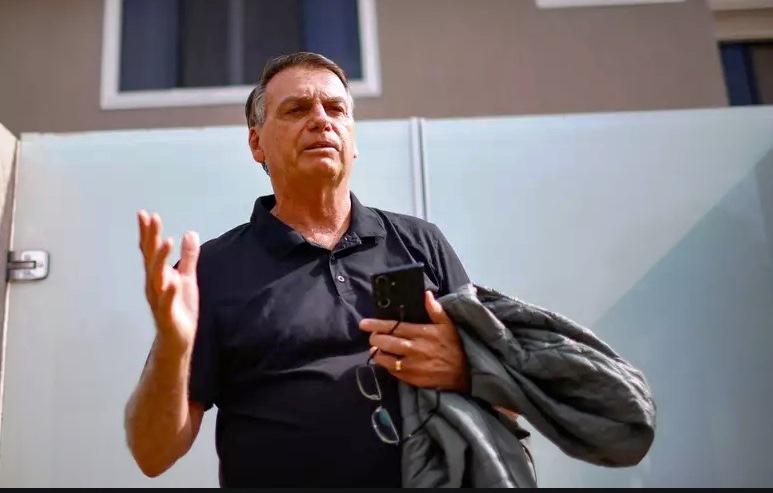 BOLSONARO É QUESTIONADO SE É UMA PESSOA ‘CIS’ EM DEPOIMENTO À POLÍCIA FEDERAL