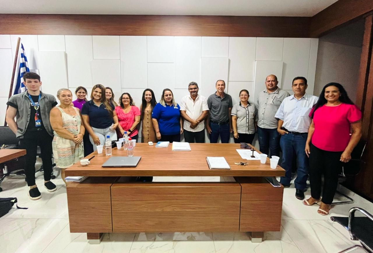 PRESIDENTE DA CREDIVAZ VISITA GUARDA-MOR E FORTALECE PARCERIAS NA CIDADE