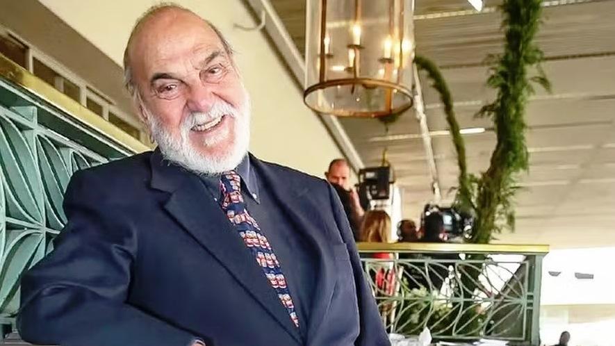 ATOR LIMA DUARTE CELEBRA SEUS 94 ANOS EM VÍDEO EMOCIONANTE