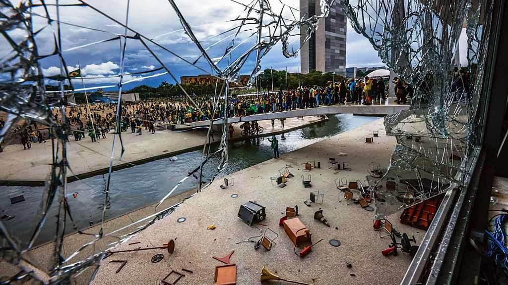 DATAFOLHA: 63% DOS BRASILEIROS SÃO CONTRA ANISTIA AOS GOLPISTAS DO 8 DE JANEIRO