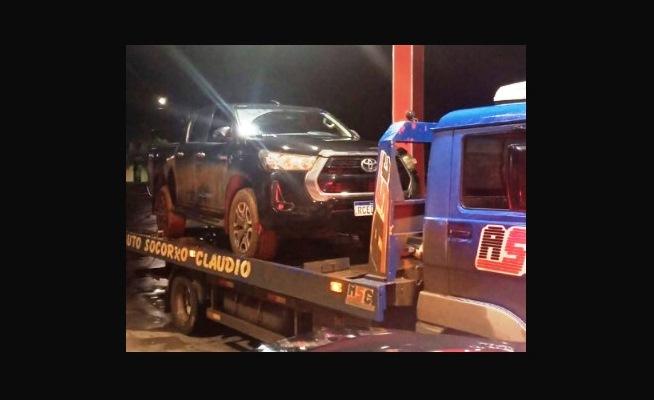 DONO VENDE CAMINHONETE HILUX E USA A CHAVE RESERVA PARA FURTÁ-LA