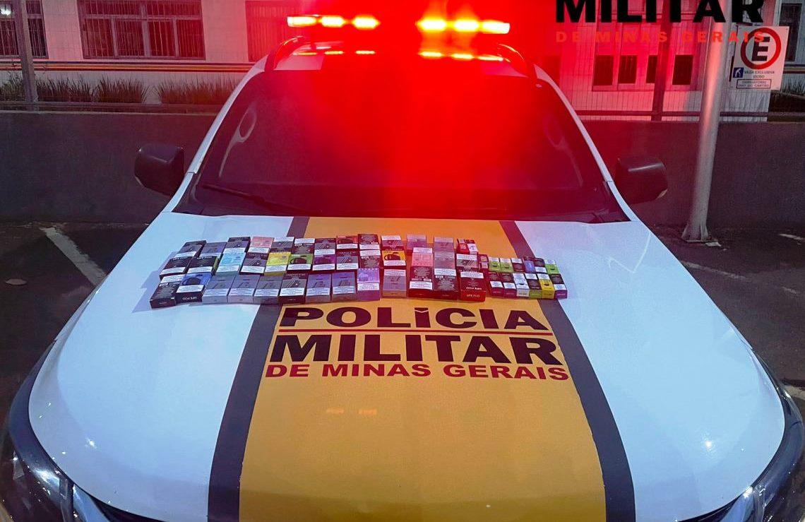 JOVEM UNIVERSITÁRIO É PRESO COM 38 CAIXAS DE CIGARROS ELETRÔNICOS NO MG-354