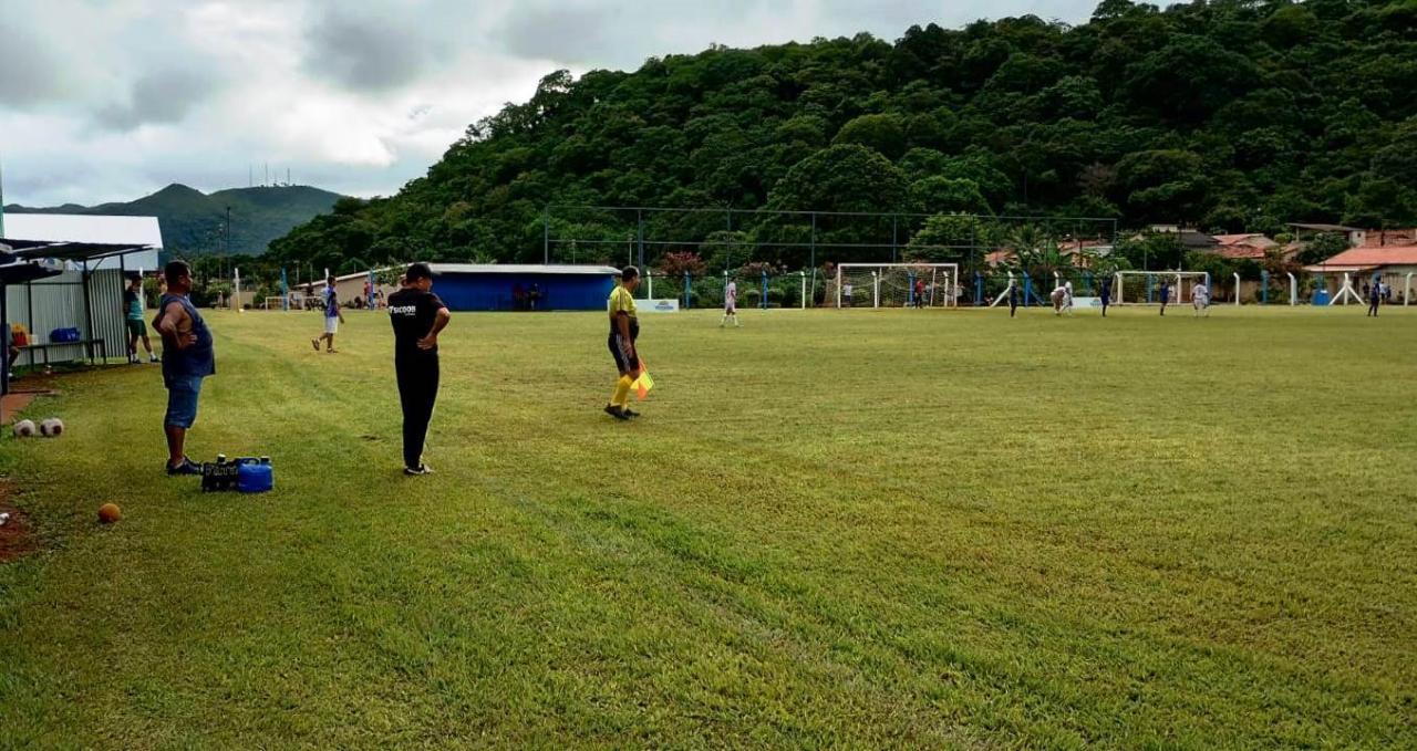 VAZANTE SEGUE NA LIDERANÇA DO SEU GRUPO NA 17ª COPA REGIONAL AMAPAR