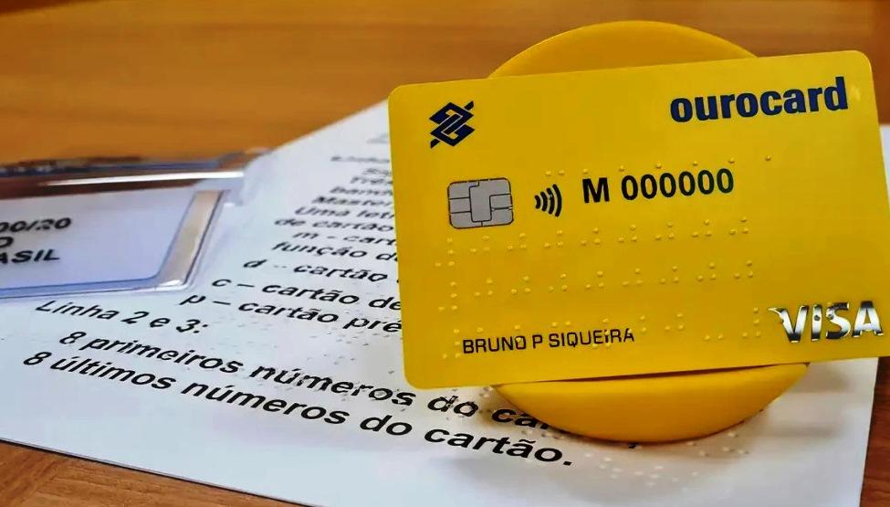 BANCO DO BRASIL LANÇA PRIMEIRO CARTÃO TOTALMENTE EM BRAILE DO PAÍS