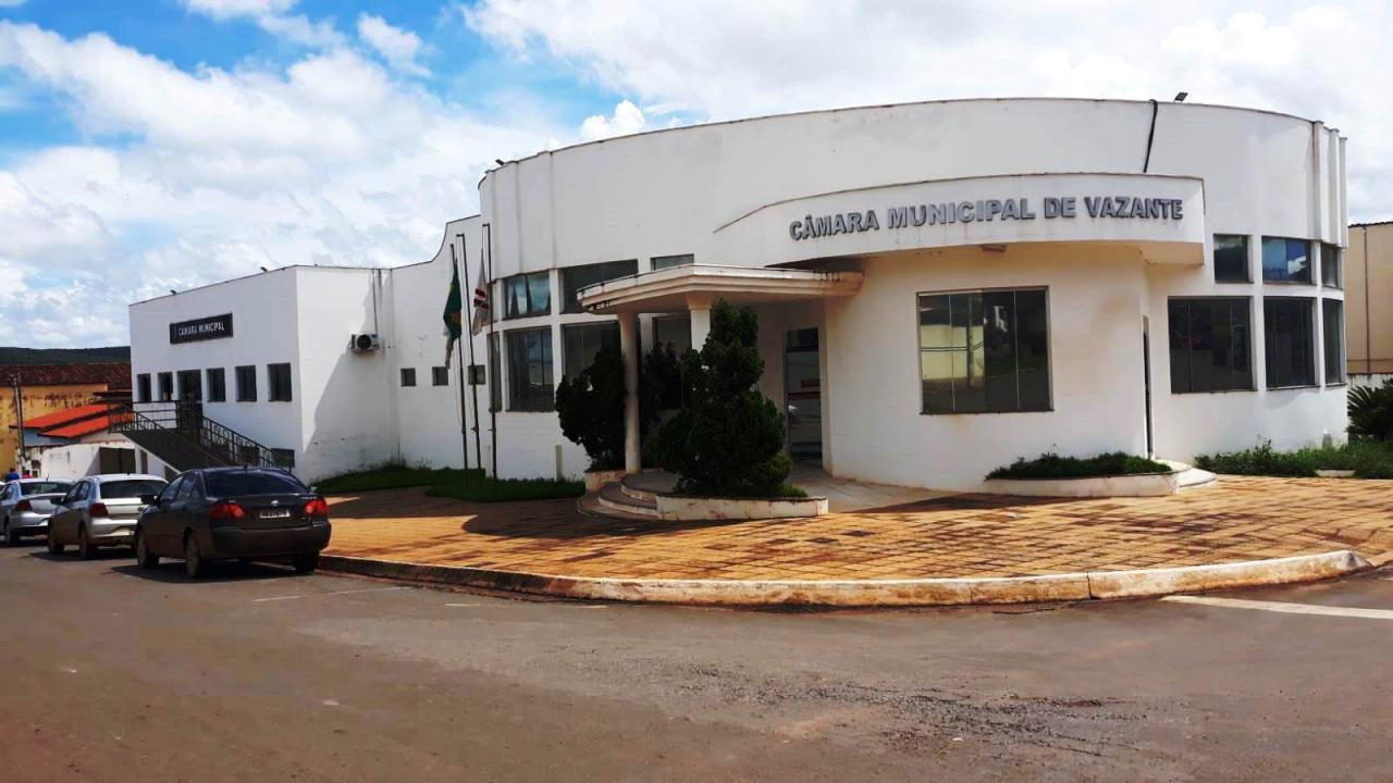 DEZ PARTIDOS PODEM LANÇAR CANDIDATOS A VEREADOR NAS ELEIÇÕES 2024 EM VAZANTE