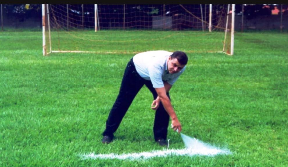 INVENTOR DO SPRAY UTILIZADO EM JOGOS DE FUTEBOL ESPERA INDENIZAÇÃO MILIONÁRIA DA FIFA