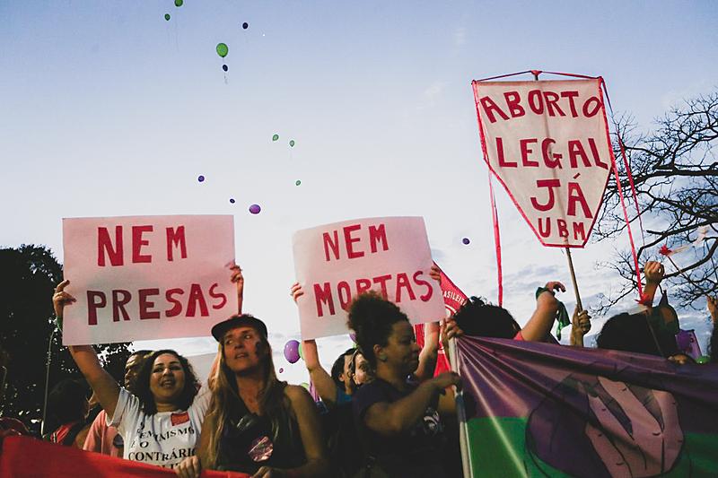 MINISTRO DO STF DERRUBA RESOLUÇÃO DO CFM QUE PROIBIA PROCEDIMENTO EM CASO DE ABORTO LEGAL