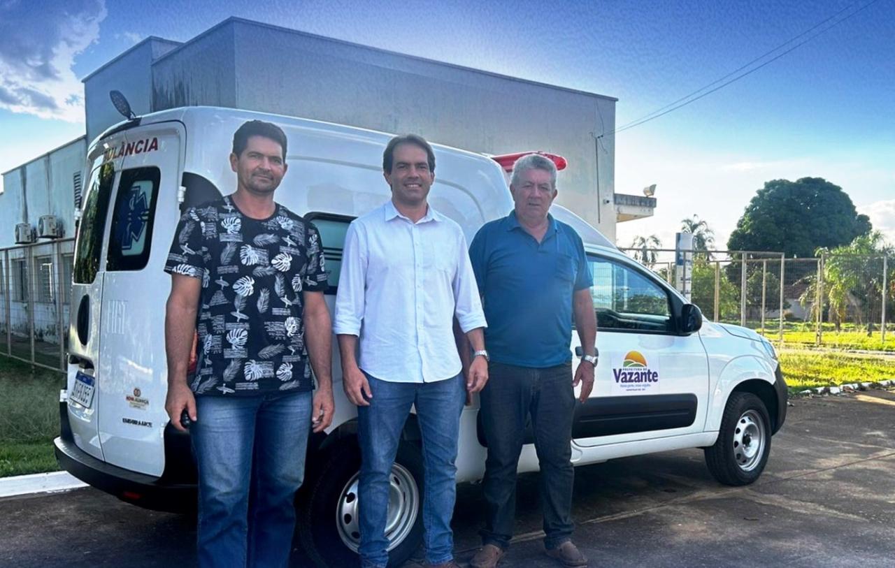 UBS DE CLARO DE MINAS RECEBE AMBULÂNCIA PARA TRANSPORTE DE PACIENTES DO DISTRITO E REGIÃO