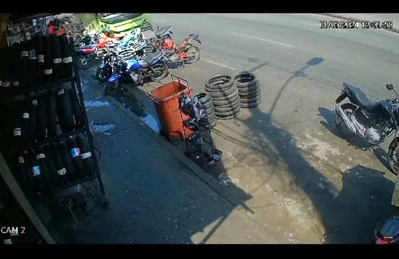 VÍDEO: ÔNIBUS ARRASTA MOTOCICLETAS E MATA UM MOTOQUEIRO NO RIO DE JANEIRO