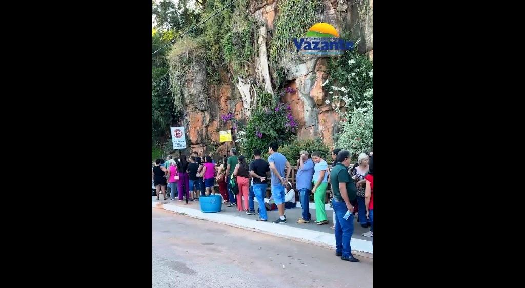 VÍDEO: ROMEIROS RELATAM GRAÇAS RECEBIDAS DE NOSSA SENHORA DA LAPA EM VAZANTE