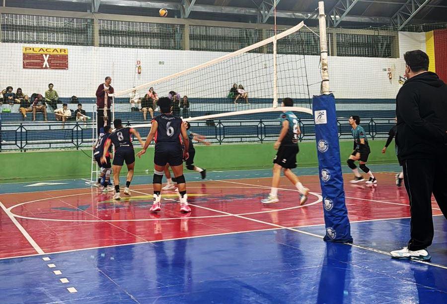 DOZE EQUIPES PARTICIPAM DA 1ª COPA VAZANTE DE VOLEIBOL