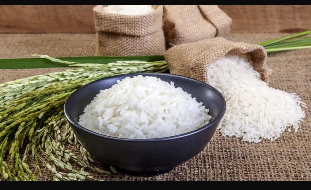 GOVERNO DERRUBA LIMINAR E COMPRA 263.000 TONELADAS DE ARROZ IMPORTADO